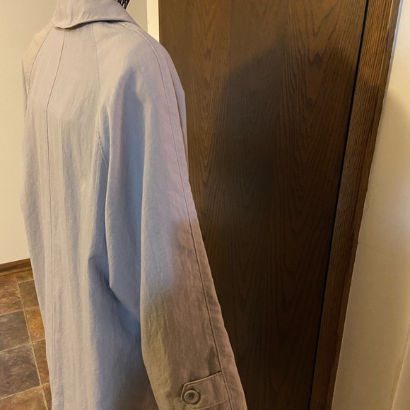 Beautiful London Fog Coat! - Picture 6 of 6